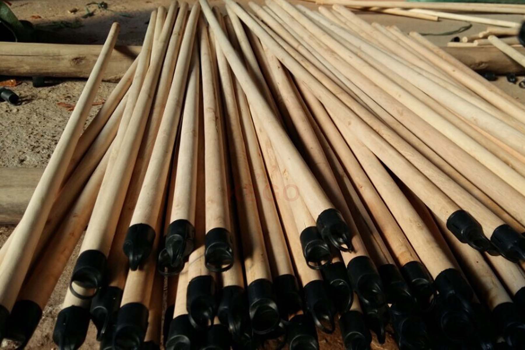 https://kego.com.vn/wp-content/uploads/2015/09/wooden-broom-handle-kego-19.jpg